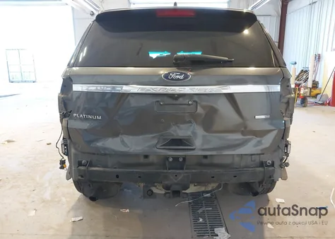 2016 Ford Explorer Platinum z USA, uszkodzony, nr VIN 1FM5K8HT8GGC87596